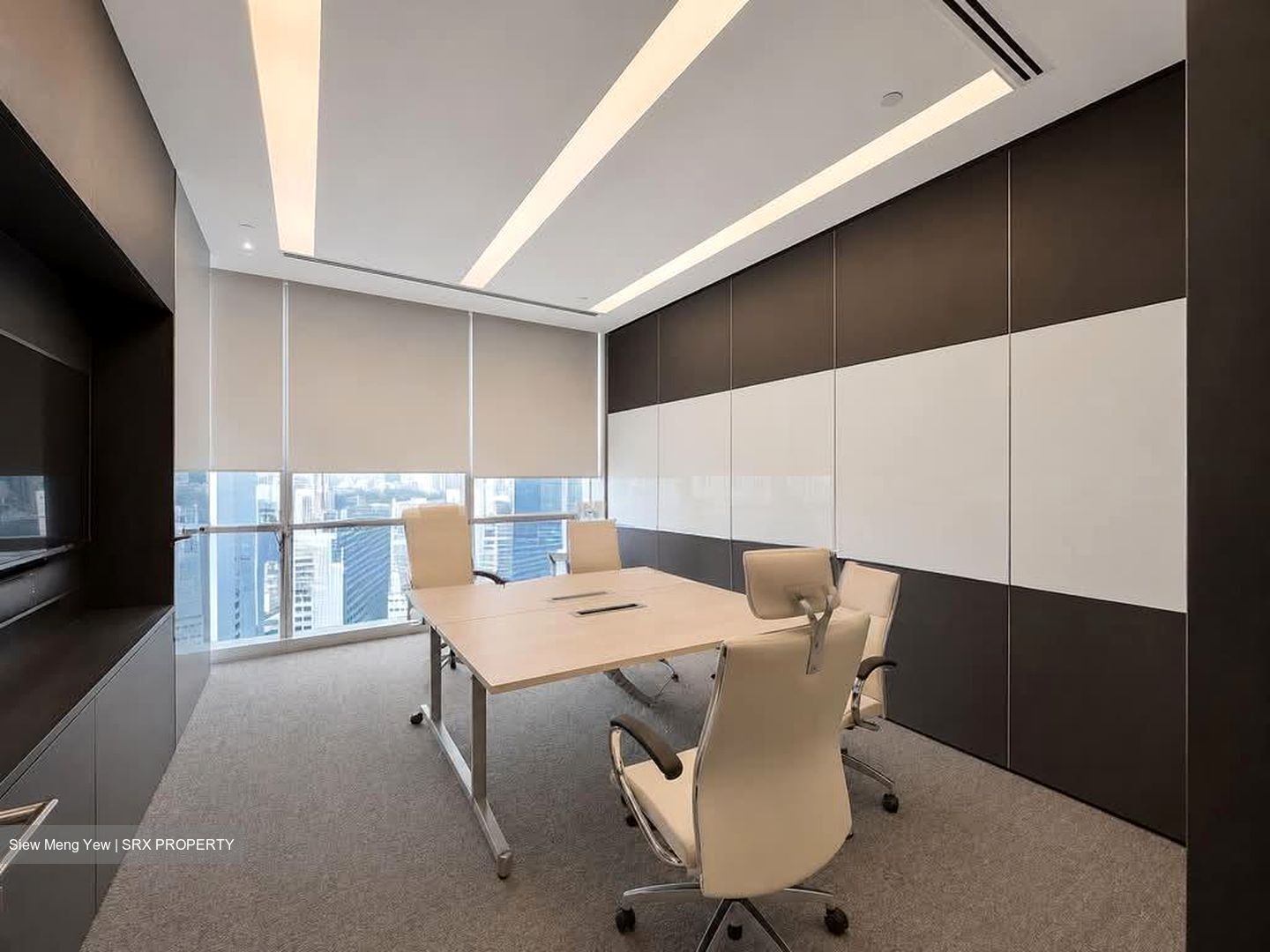 Sbf Center (D1), Office #573663561